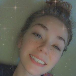 Meet your Posher, Katelyn